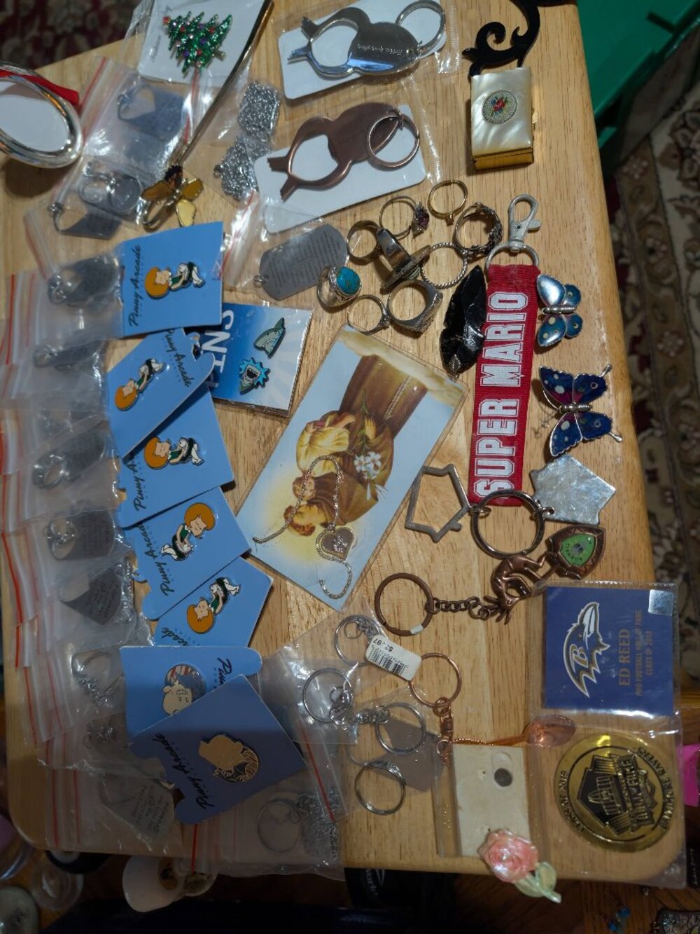 Bundle of Jewelry, Rings, Pins, Keychains